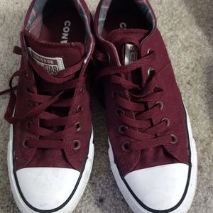 Maroon Converse Women's Size 8